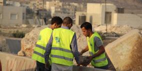 حملة شبابية لتنظيم المرور في منطقة حاجز قلنديا