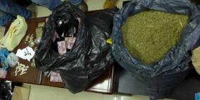 ضبط 7 بلاطات ونصف حشيش في بلدة بير نبالا