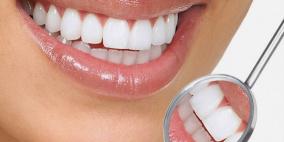 طريقة فعالة لتبييض الاسنان بالملح