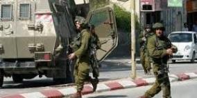 الاحتلال يسلم ناشطا في مجال الاستيطان من بيت لحم استدعاء لمراجعة مخابراته