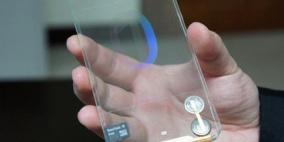 شركة تايوانية تطلق أول هاتف ذكي شفاف