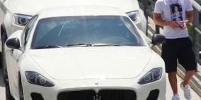 ميسي يخطف الأضواء بسيارته الجديدة والرقم 1010