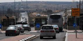 مستوطن يدهس مواطن ويلوذ بالفرار