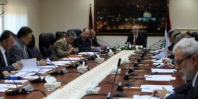 الحكومة تقرر تشكيل لجنة لتعيينات ذوي الإعاقة وتقر تخصيص أراض حكومية