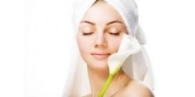 6 خطوات لتنظيف البشرة قبل العيد