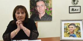 ماذا طلبت والدة الجندي الاسير شاؤول من اسماعيل هنية ؟