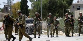 الاحتلال يعيق حركة المواطنين على حاجز عسكري شرق جنين