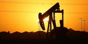 أسعار النفط تعاود الانخفاض