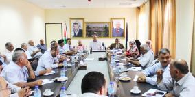 اجتماع في سلفيت لتنظيم العلاقة بين الهيئات المحلية والمؤسسات الرسمية