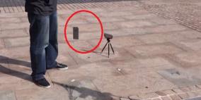 بالفيديو.. اختبار صلابة هاتفي "آيفون 6" تجذب ملايين المشاهدات