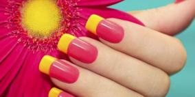 4 نصائح لتحصلي على أظافر فرنسية ملونة