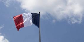 فرنسا تكشف عن خطة لتقليص الضرائب وخفض عجز الموازنة في 2016