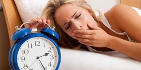 قلة ساعات النوم تهدد الانسان بشيخوخة مبكرة