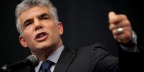 لبيد يهدد بإسقاط الحكومة خلال سنة ونصف إذا لم تتحقق مطالبه