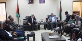 محافظ سلفيت يستقبل وزير الثقافة ويبحث معه عدد من القضايا