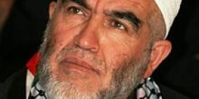 قبيل الافراج عنه.. حظر السفر على الشيخ رائد صلاح