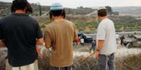 مستوطنون يقتحمون مستوطنة 'ترسلة' المخلاة