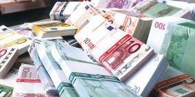 خبراء: هبوط اليورو يقلل كلفة الواردات الخليجية