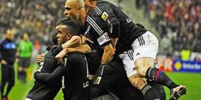 ليون ينهي مغامرة كوفيي ويتوج بلقب كأس فرنسا