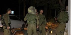 الاحتلال يعتقل فتيين قرب نابلس