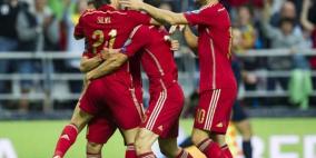 إسبانيا تقفز لصدارة مجموعتها بالفوز على سلوفاكيا