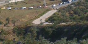 بالصور: شهود عيان لــ "رايــة " ازمة مرورية خانقة يشهدها حاجز عطارة