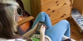 الاستعمال المتكرر للهاتف الذكي يحدث خللاً بوظائف اليد