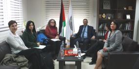 القائم بأعمال النائب العام يجتمع بممثلة هيئة الامم المتحدة للمرأة في فلسطين