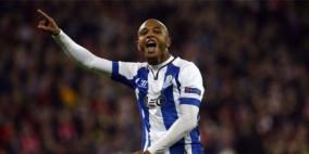 قرعة دوري الأبطال تضع الجزائري براهيمي في موقف حرج