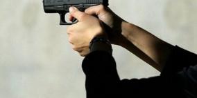 سطو مسلح على مركبة وسرقة اموال منها في احد شوارع نابلس