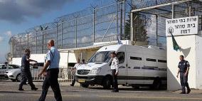 توتر في "جلبوع" عقب سحب ممثل الأسرى من قسم 3