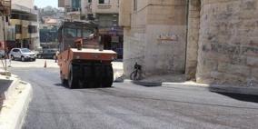 بلدية الخليل تُعبد المرحلة الاولى من شارع التربية
