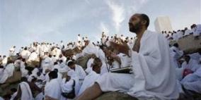 مليونا حاج يصلون مكة وأمطار غزيرة تهطل عليها