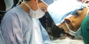 بالصور.. جراحة استئصال جزئى للمعدة لتقليل الوزن