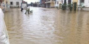 مياه الأمطار تغمر 7 منازل في جنين