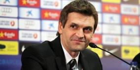 جماهير "برشلونة" تُطالب "بطرد" فيلانوفا