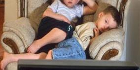 مخاطر التلفاز.. مشاكل في النطق والمهارات الحسابية