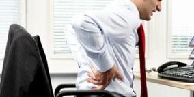 5 نصائح لتفادي مخاطر الجلوس الطويل أمام الكمبيوتر