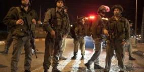 الاحتلال يعتقل شابين مقدسيين أحدهما أسير محرر