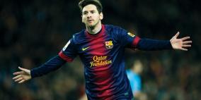 ميسي يجدد عقده مع برشلونة حتى 2018