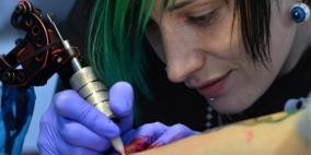 الوشم قد يقود لمضاعفات صحية تستمر لسنوات