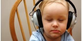 الموسيقى تقلل الاحساس بالالم لدى الاطفال