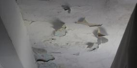 امرأه مسنه تسكن في خيمة في مدينة رام الله