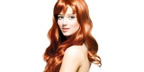 ألوان المكياج المناسبة للون شعرك