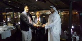 الدولي للبريد وبريد الإمارات يكرمان ممثل فلسطين لجهوده في تطوير العمل البريدي المشترك