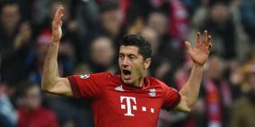 مانشستر يونايتد فضل التعاقد مع فان بيرسي على ليفاندوفسكي