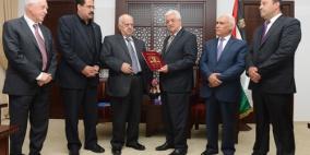 الرئيس يتسلم التقرير السنوي لهيئة مكافحة الفساد