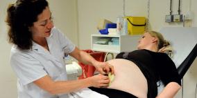 بحوث جديدة تؤكد عدم حاجة النساء لاختبارات منطقة الحوض حال عدم ظهور أعراض