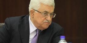 الرئيس عباس: يؤكد أن وقف الاستيطان شرط لاستئناف المفاوضات