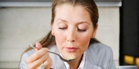 أخصائي سمنة يقدم نظاما للراغبين فى امتلاء مناطق الجسم النحيفة